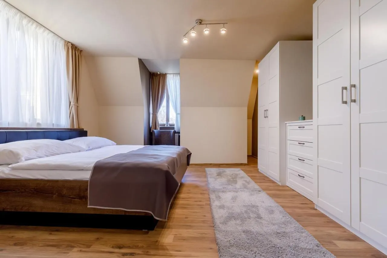 Apartments Menuet Karlowe Wary